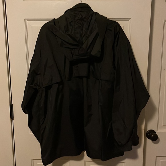 Golf windbreaker - Picture 3 of 3